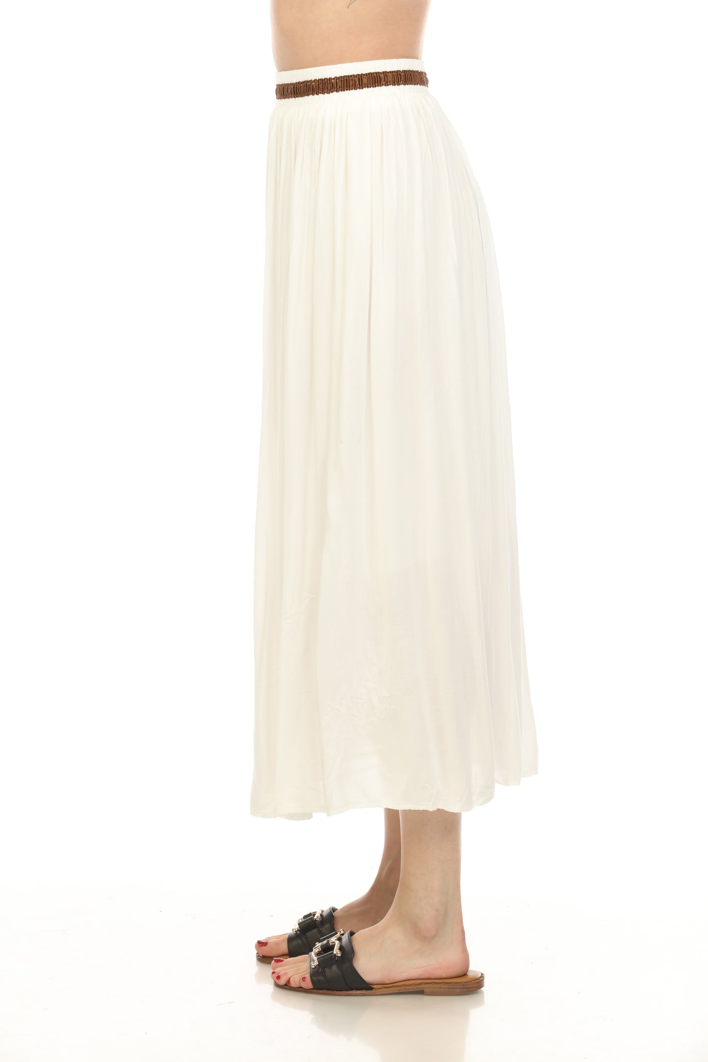 White Button Detailed Elastic Waist Skirt