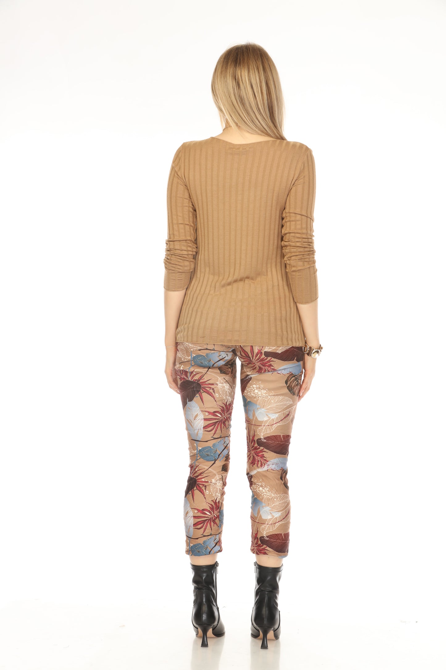 Camel Leaf Print Velvet Feel Pant
