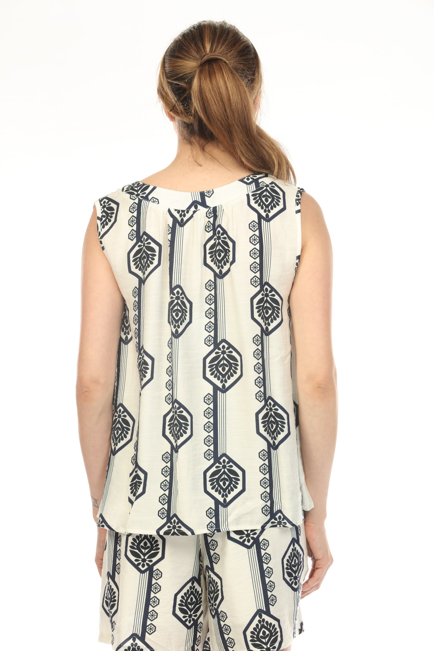 White Navy Hexagon Print 2 Pieces Shorts Set