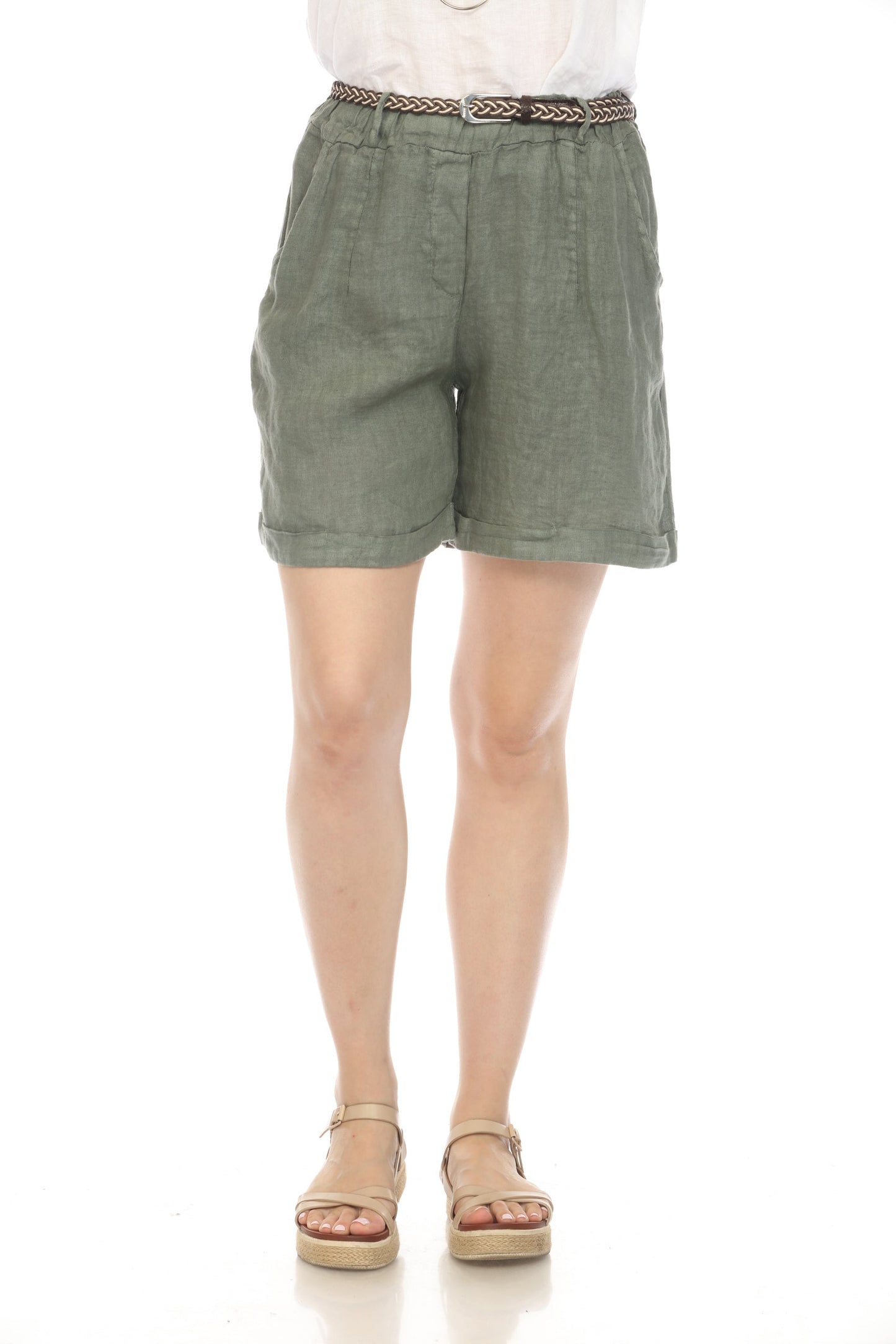 Olive Shorts with twisted Belt